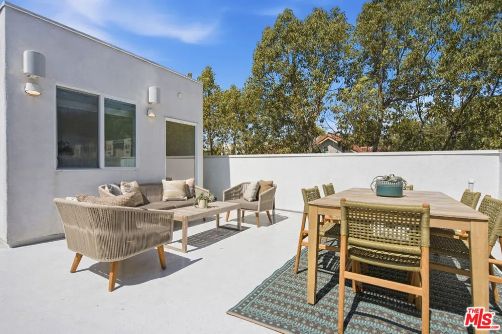 1510 Morton Terrace Los Angeles, CA 90026