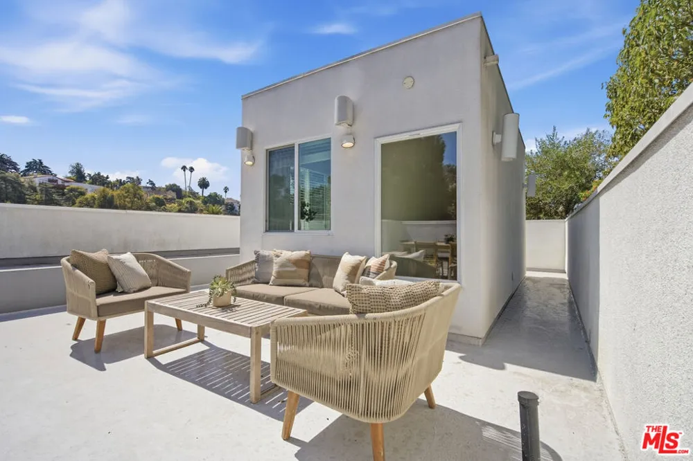 1510 Morton Terrace Los Angeles, CA 90026