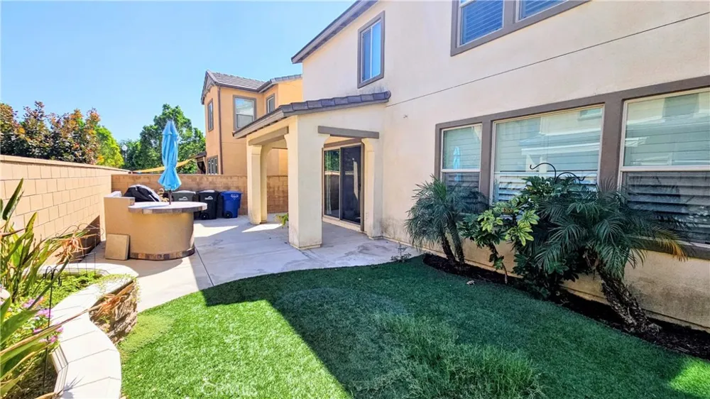 5093 S Mccleve W Ontario, CA 91762