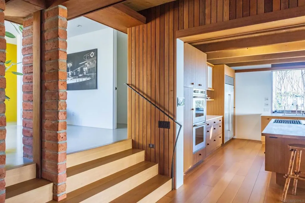 3016 Rogers Street San Diego, CA 92106