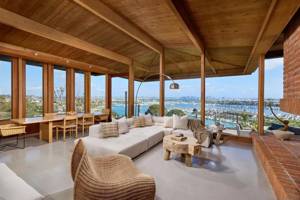 3016 Rogers Street San Diego, CA 92106