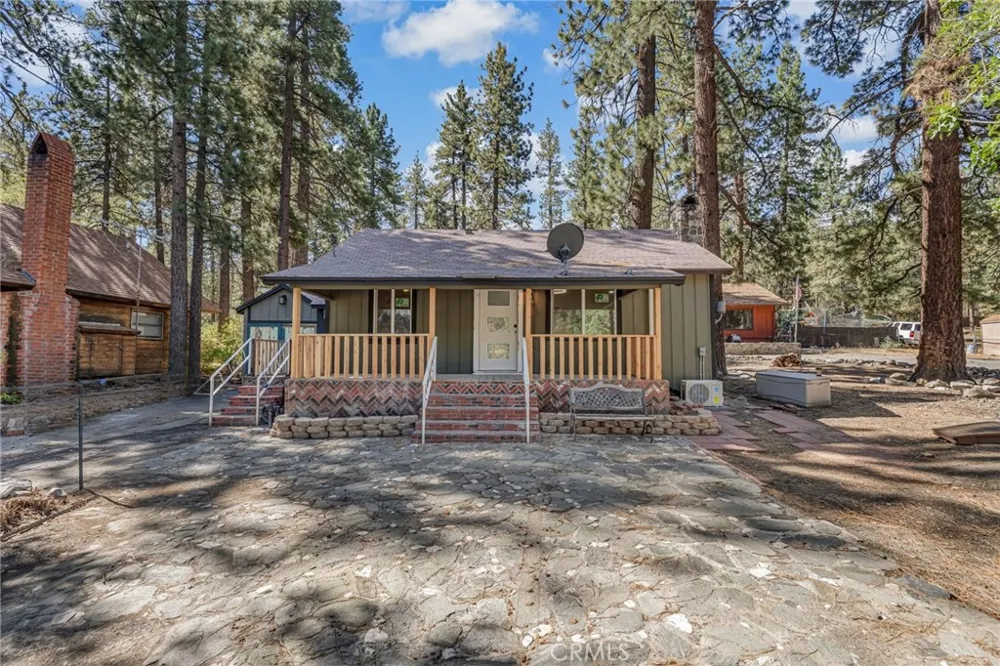 1459 Ross Street Wrightwood, CA 92397