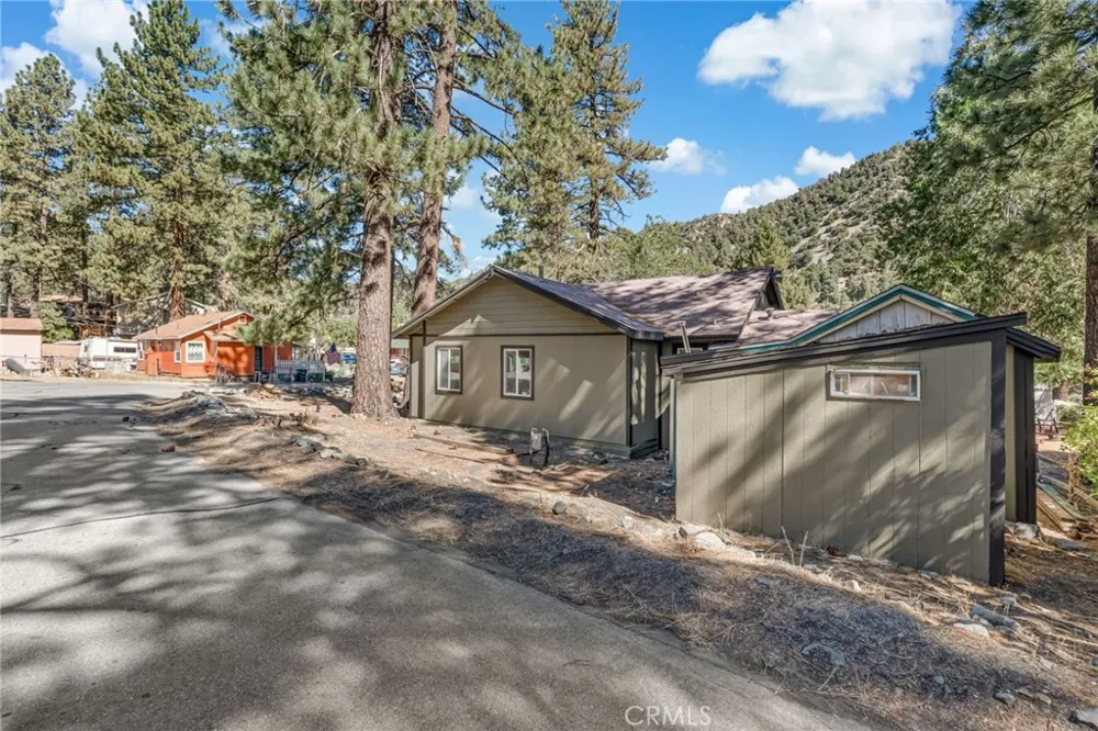 1459 Ross Street Wrightwood, CA 92397