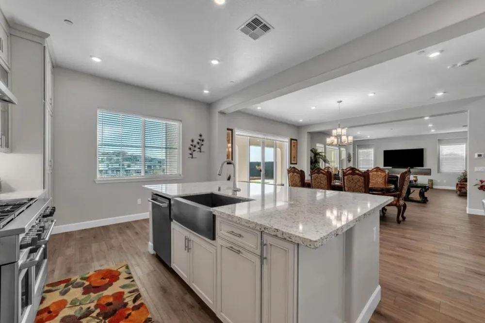 4785 Villa Verde Drive Folsom, CA 95630