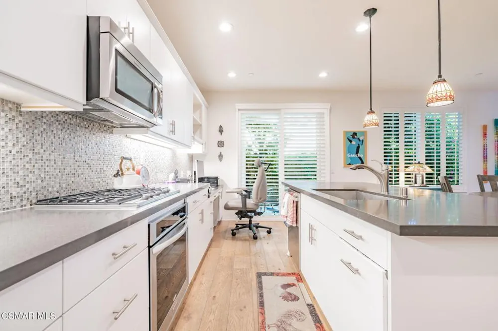 4791 Beachwood Court Moorpark, CA 93021