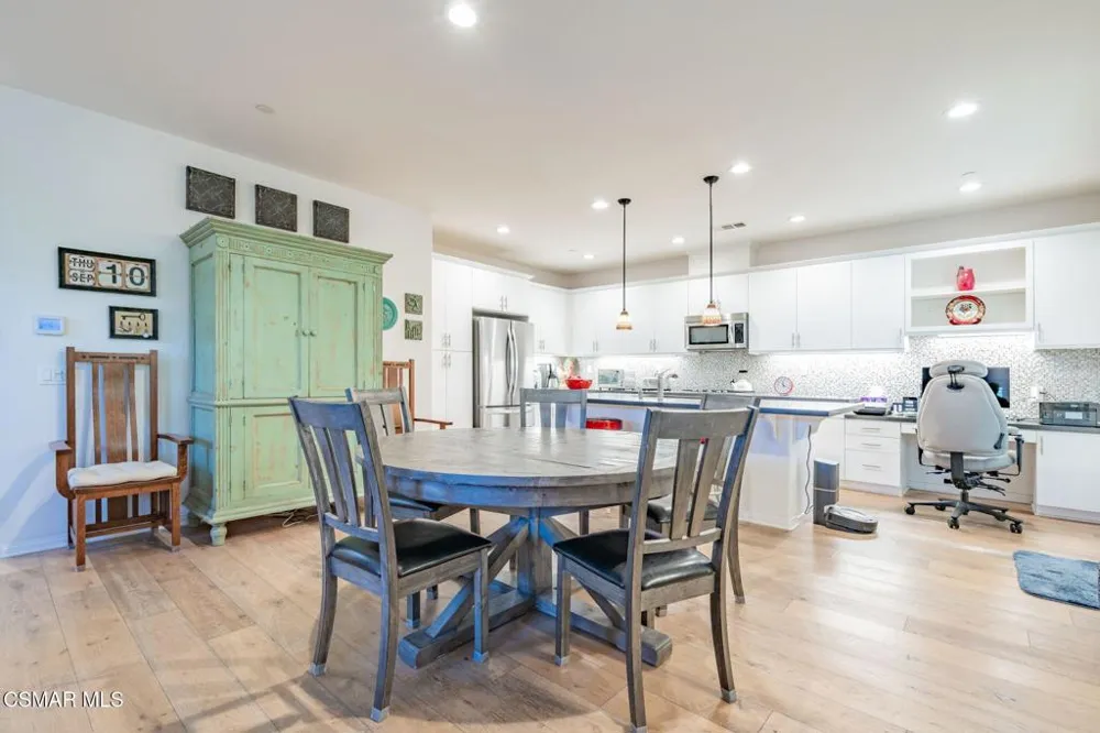 4791 Beachwood Court Moorpark, CA 93021