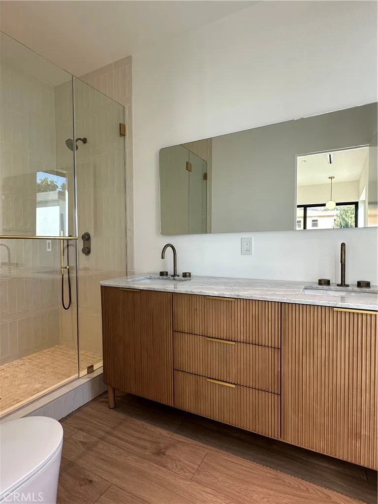 3279 Laurice Avenue Altadena, CA 91001