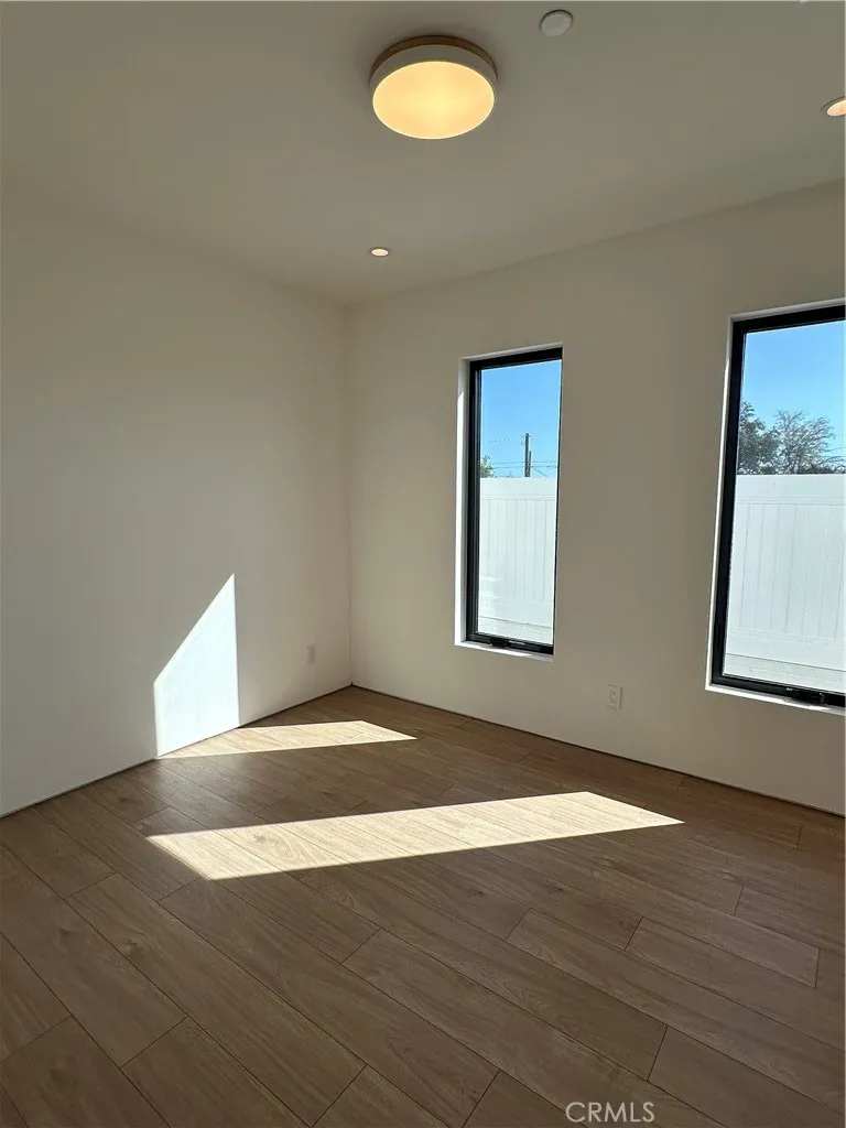3279 Laurice Avenue Altadena, CA 91001