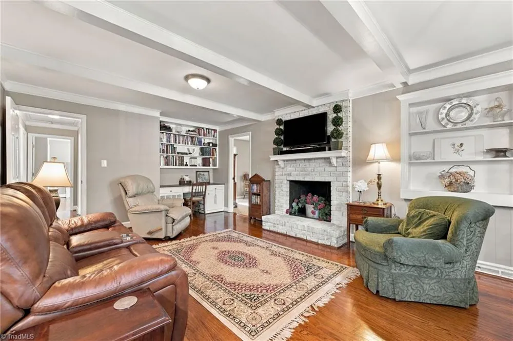 1810 W Front Street Burlington, NC 27215