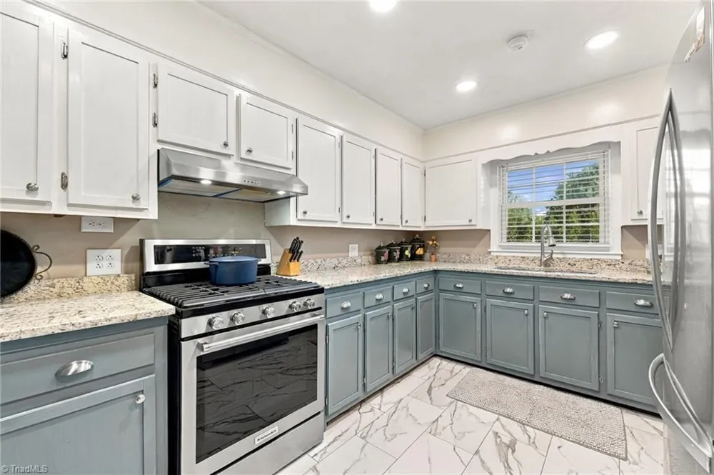 1810 W Front Street Burlington, NC 27215