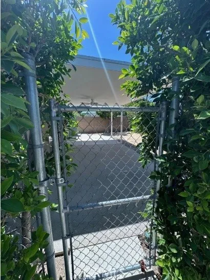 17223 Kingsbury Street Granada Hills, CA 91344