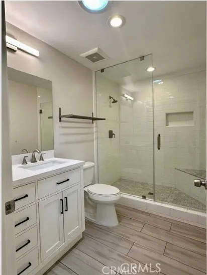 17223 Kingsbury Street Granada Hills, CA 91344