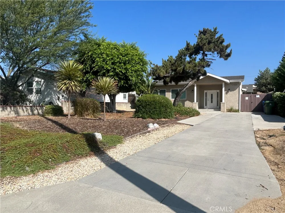 17223 Kingsbury Street Granada Hills, CA 91344