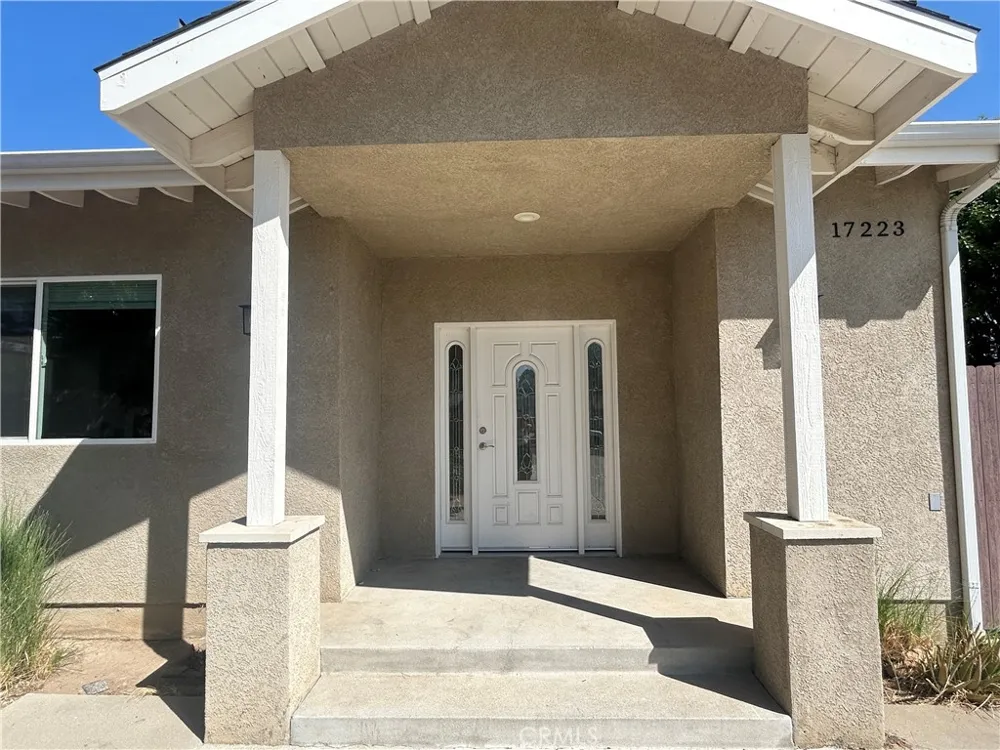 17223 Kingsbury Street Granada Hills, CA 91344