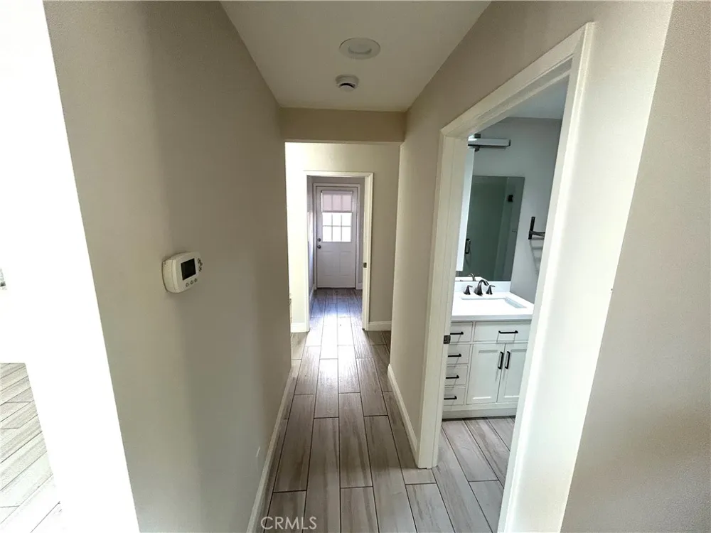 17223 Kingsbury Street Granada Hills, CA 91344