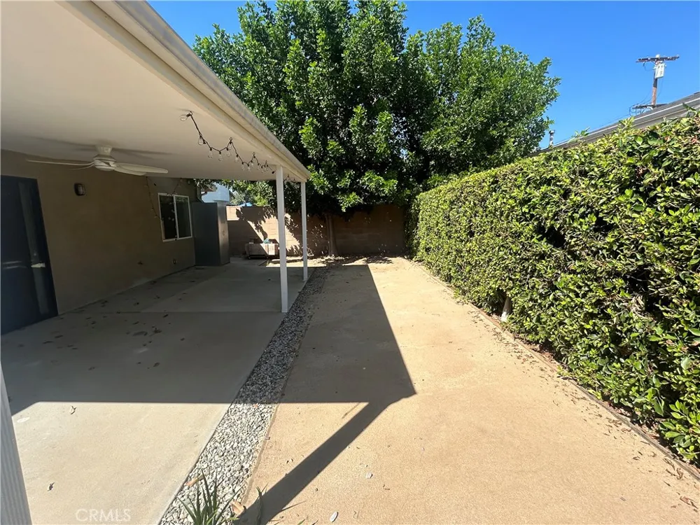 17223 Kingsbury Street Granada Hills, CA 91344