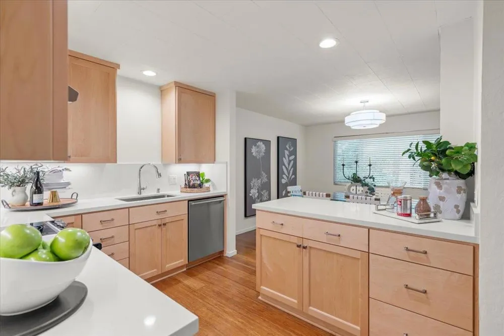 600 Pennsylvania Avenue #10 Los Gatos, CA 95030