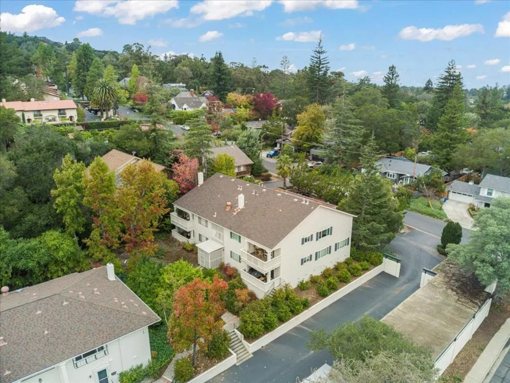 600 Pennsylvania Avenue #10 Los Gatos, CA 95030
