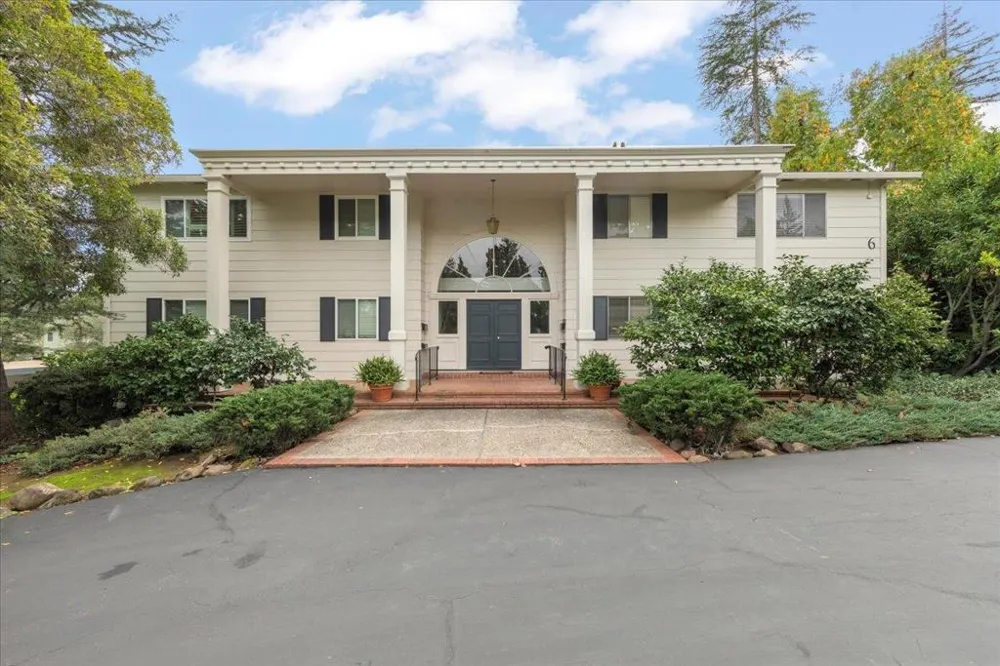 600 Pennsylvania Avenue #10 Los Gatos, CA 95030