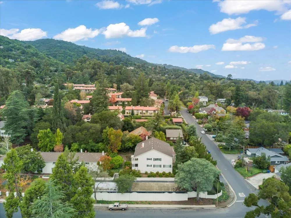 600 Pennsylvania Avenue #10 Los Gatos, CA 95030