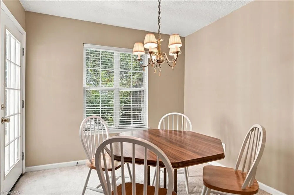 5038 Bartholomews Lane Greensboro, NC 27407