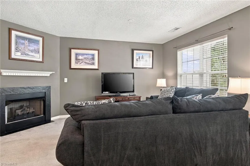 5038 Bartholomews Lane Greensboro, NC 27407