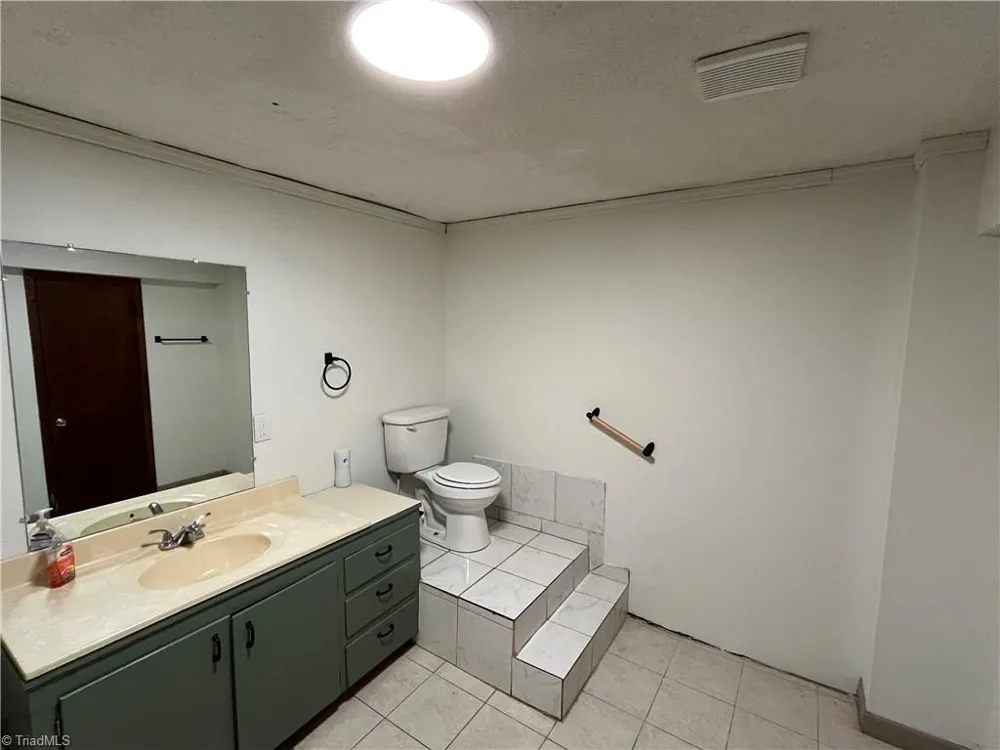 2535 Marble Street Winston-Salem, NC 27107