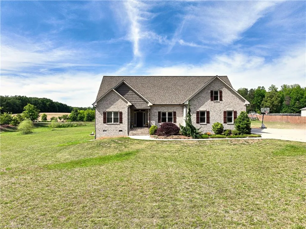 8128 BELEWS CREEK ROAD Stokesdale, NC 27357