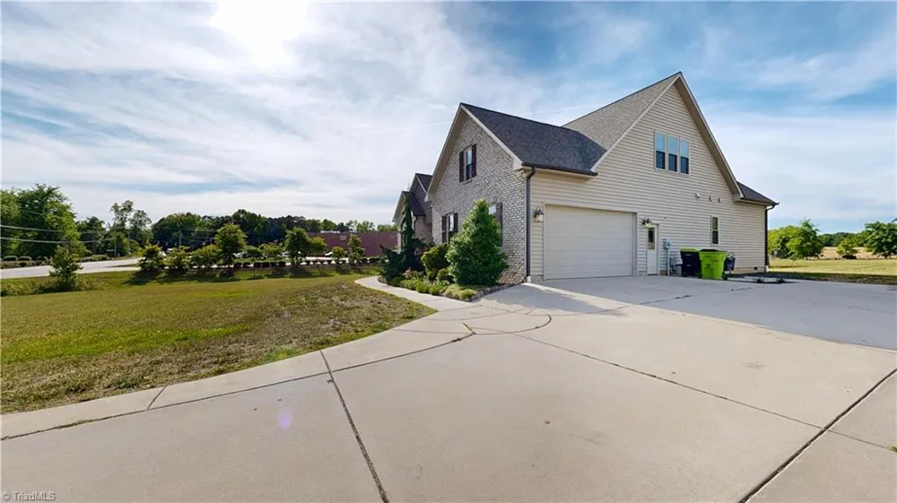 8128 BELEWS CREEK ROAD Stokesdale, NC 27357