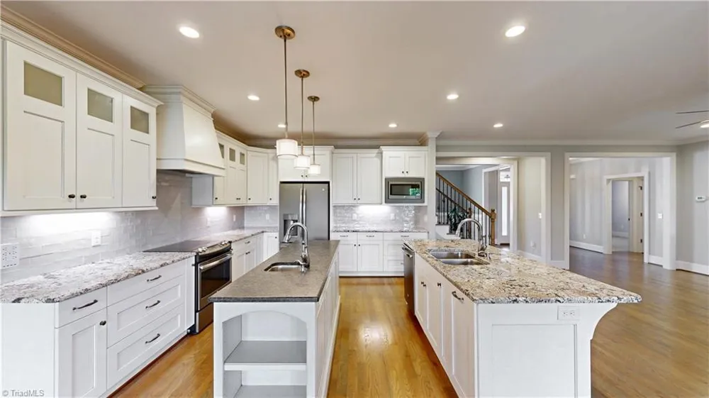 8128 BELEWS CREEK ROAD Stokesdale, NC 27357