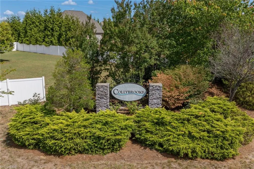 134 Ravensbourne Trace Stokesdale, NC 27357