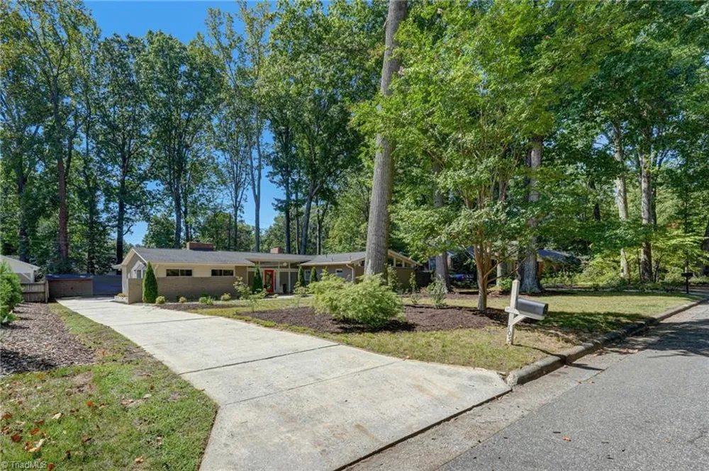 105 Falkener Drive Greensboro, NC 27410