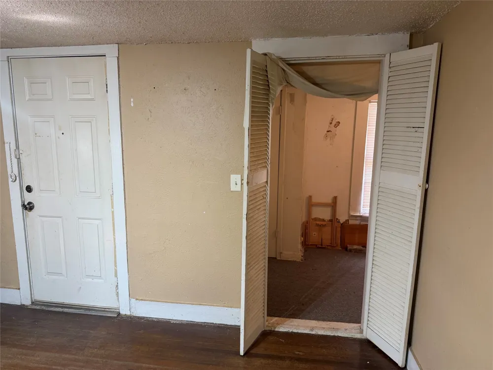 2813 Milam Street Fort Worth, TX 76112