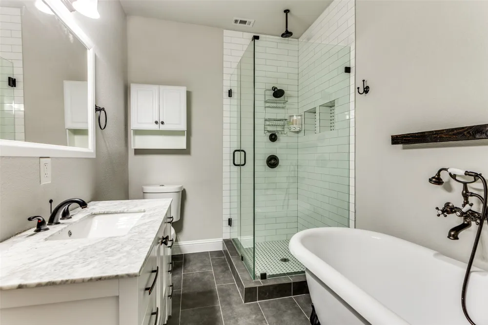 1729 S Adams Street Fort Worth, TX 76110