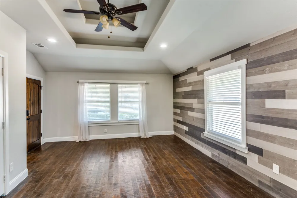 1729 S Adams Street Fort Worth, TX 76110