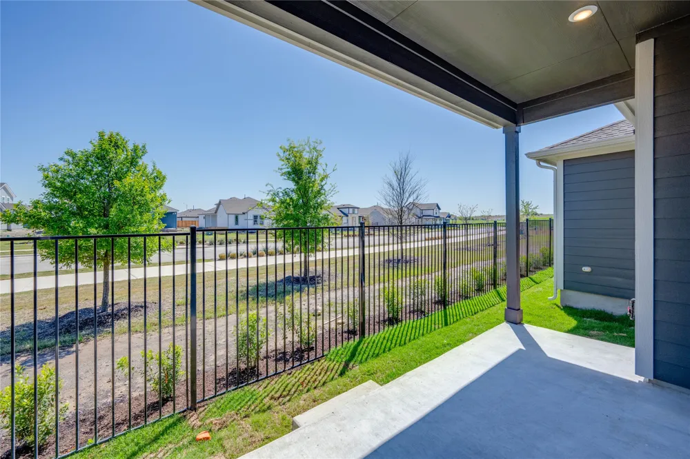 8812 Bestride Bend Austin, TX 78744