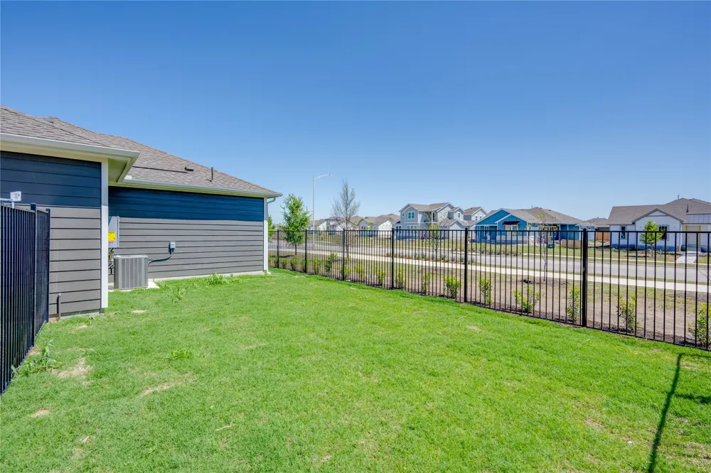 8812 Bestride Bend Austin, TX 78744