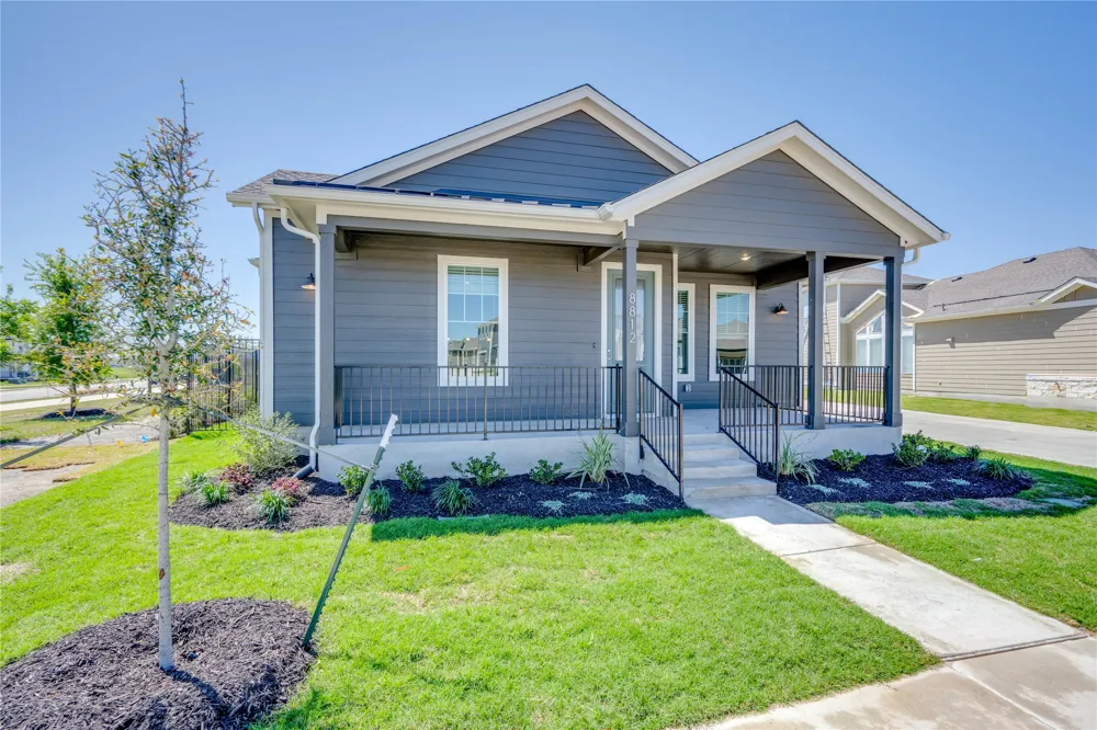 8812 Bestride Bend Austin, TX 78744