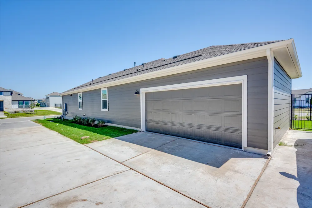 8812 Bestride Bend Austin, TX 78744