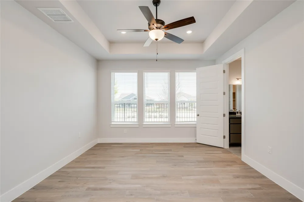 8812 Bestride Bend Austin, TX 78744