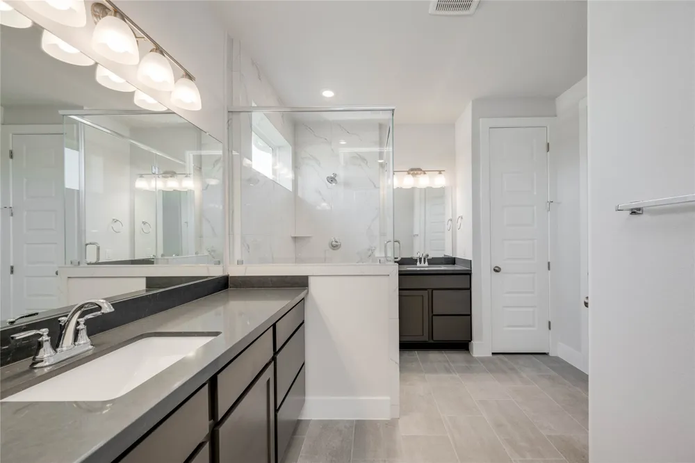 8812 Bestride Bend Austin, TX 78744
