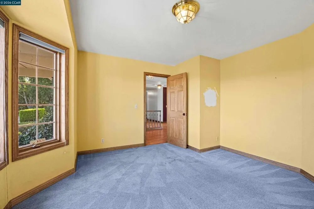 840 Ridge Dr Concord, CA 94518