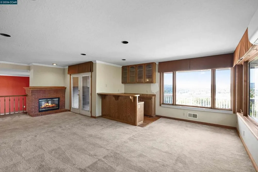 840 Ridge Dr Concord, CA 94518