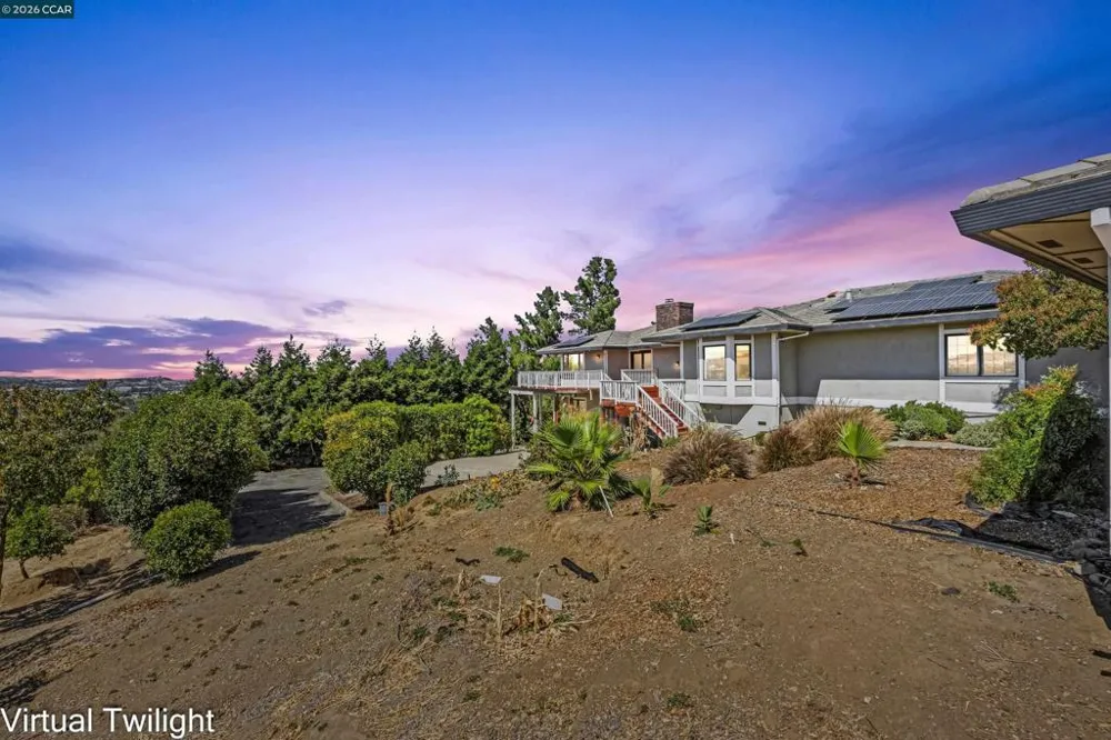 840 Ridge Dr Concord, CA 94518