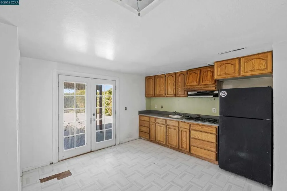840 Ridge Dr Concord, CA 94518