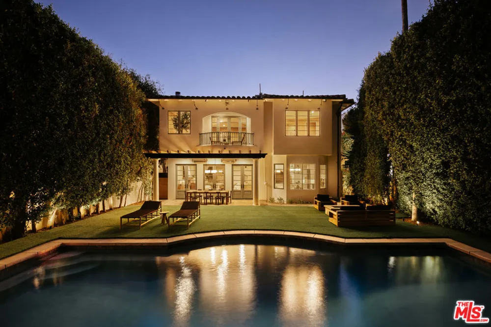 120 S Anita Avenue Los Angeles, CA 90049