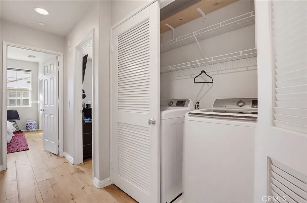 27344 Oaktree Place Valencia, CA 91354