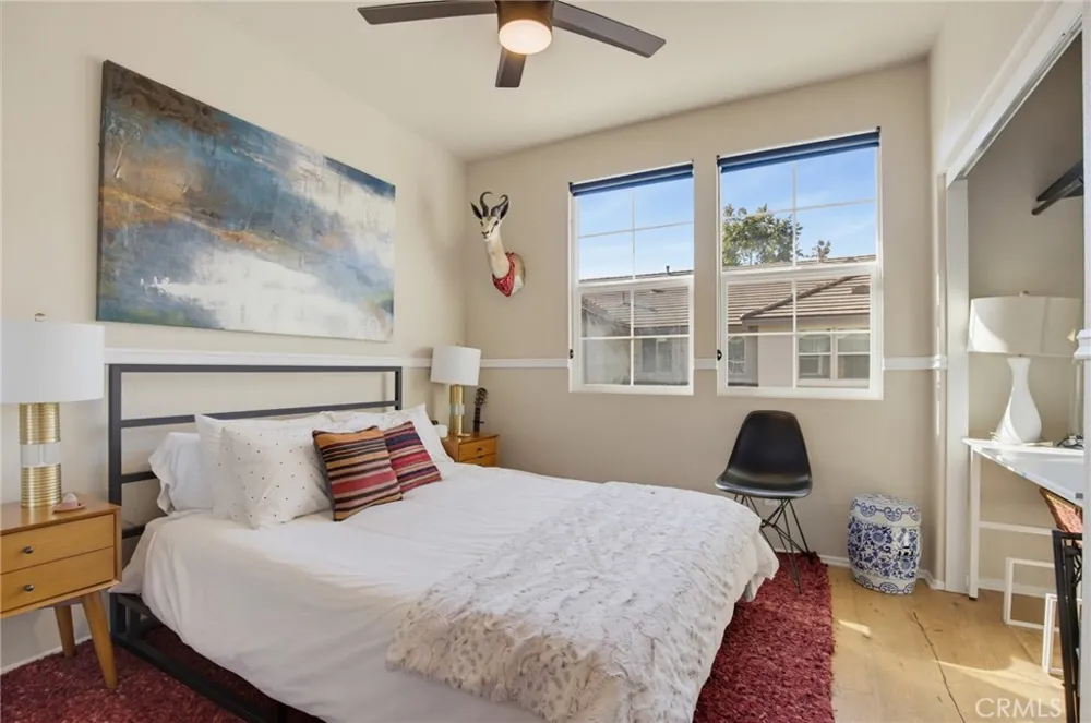 27344 Oaktree Place Valencia, CA 91354