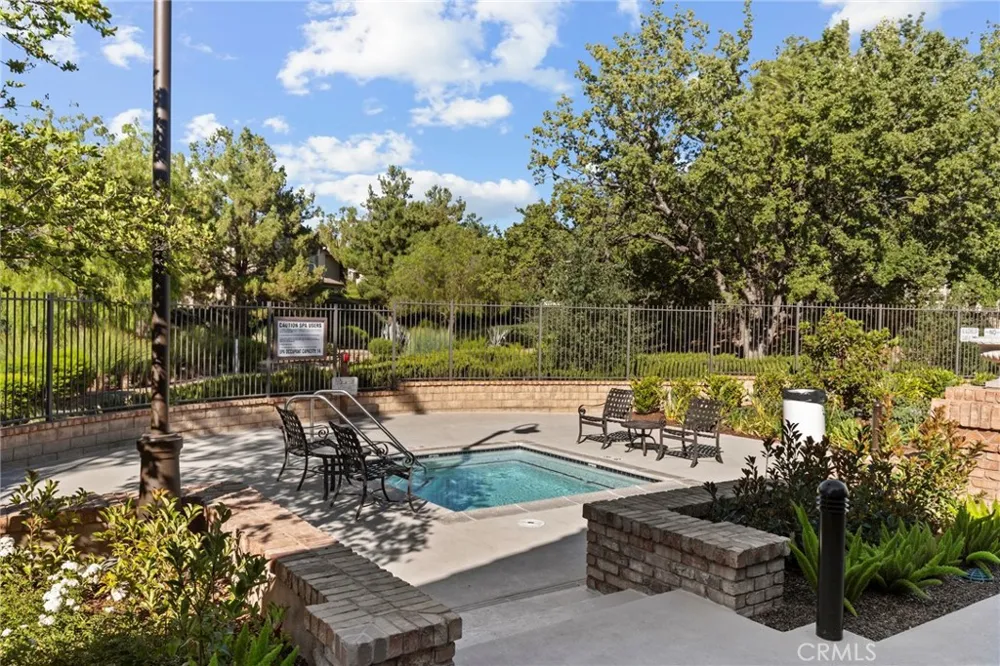 27344 Oaktree Place Valencia, CA 91354