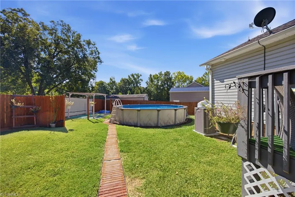 130 Garden Street Thomasville, NC 27360